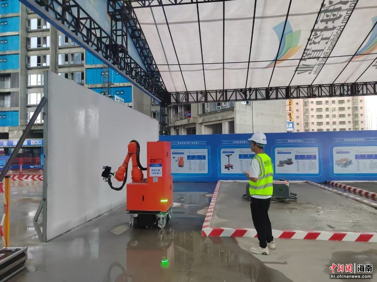 2024年海南省建筑施工“质量月”暨全过程建筑质量综合管控观摩会举行(图1)