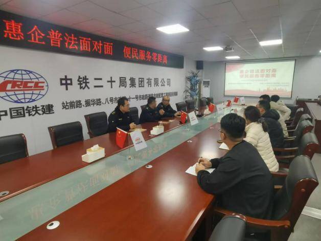李沧区综合行政执法局加强建设工程施工扬尘及建筑垃圾运输扬尘整治(图1)