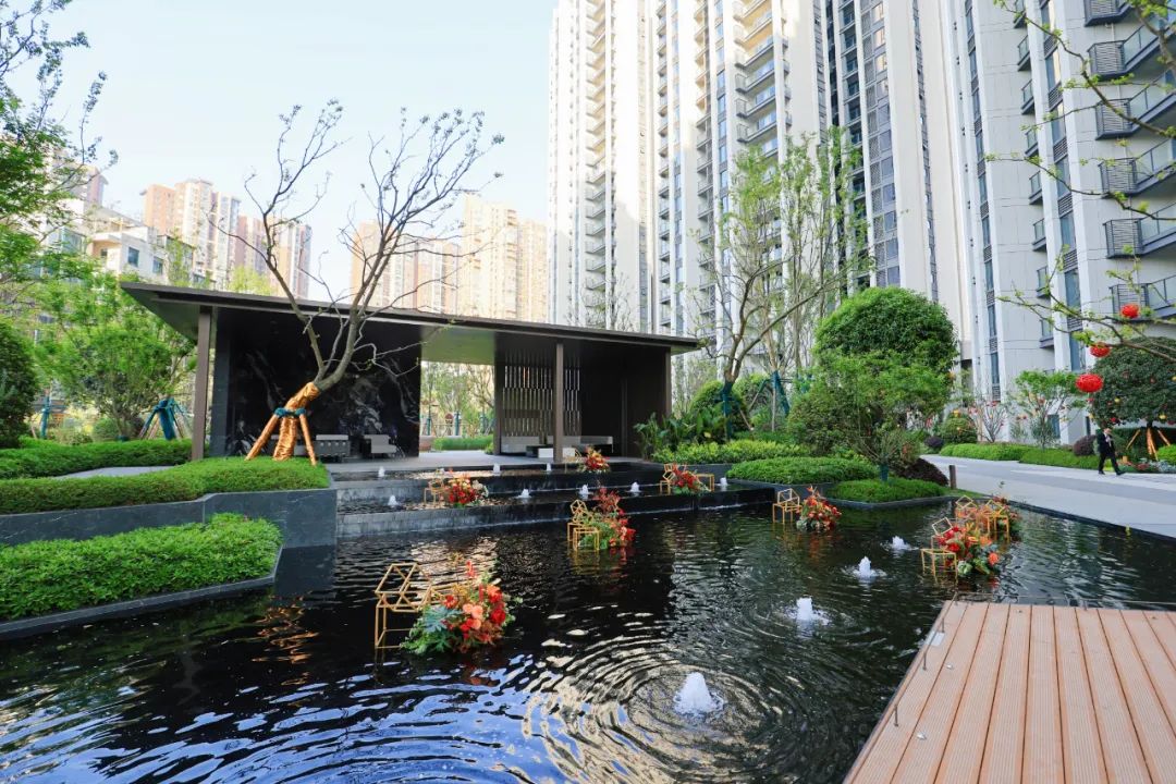 纾困楼盘交付实录：停工8年如何逆袭成销冠(图6)