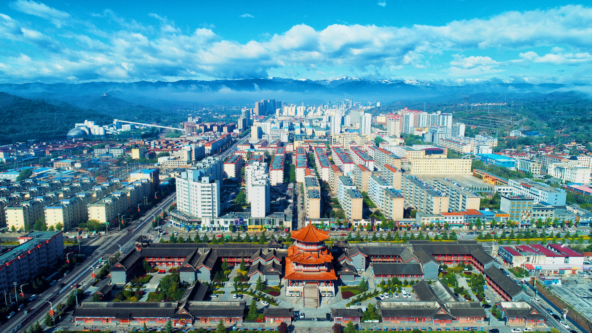 甘肃华亭：奋战当“夏”打响项目建设攻坚大会战(图1)