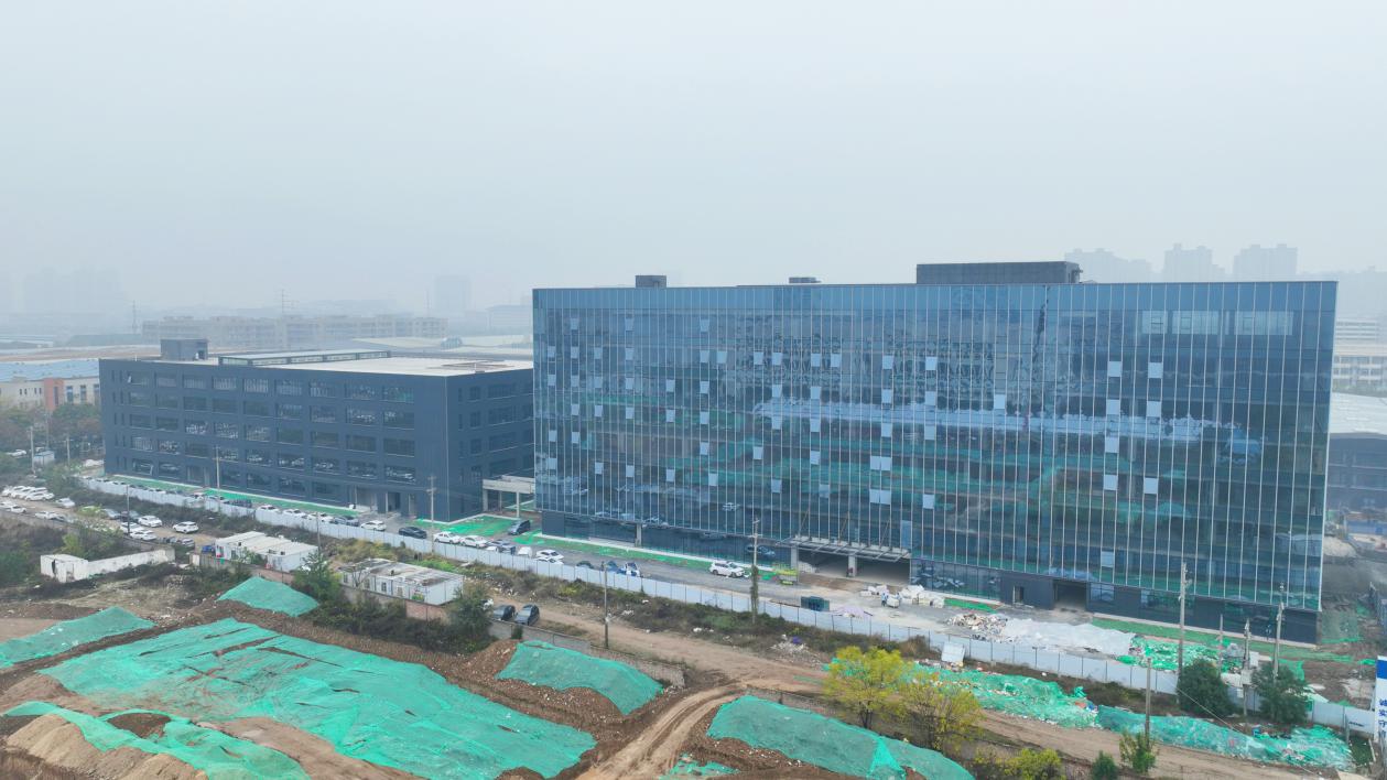 铁军精诚筑精品凝心聚力勇争先——陕建二建集团2024年重点工程建设回眸(图6)