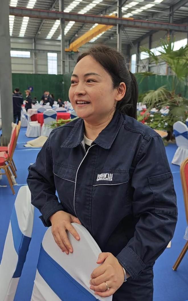 “全网最爱发钱的老板”又要发红包了！河南矿山中秋“千桌宴”准备就绪将为员工父母献上600元节日礼金和鲜花(图4)