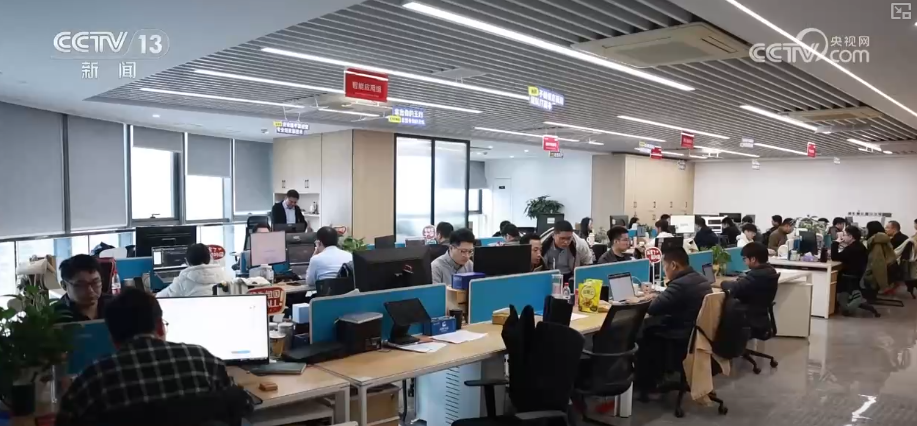 从“坐商”变“云商”·一线观察“义乌造”新IP搭乘数字贸易“快车”闯全球(图13)