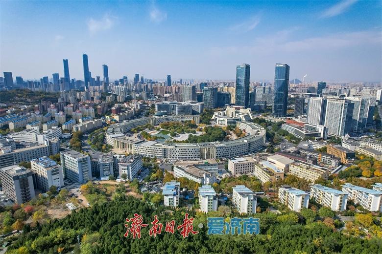 加“数”前行泉城涌动智慧潮(图1)