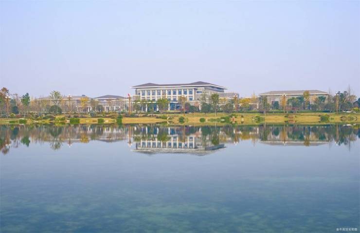 成都【中铁拾贰宸】售楼处电线月房价动态_热销户型_最新成交价_优惠政策_线上咨询(图5)