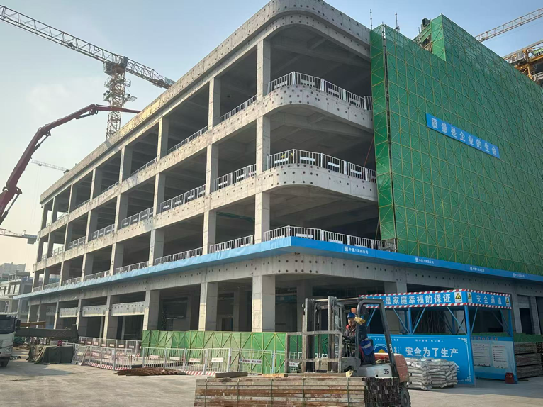 青岛崂山区255个重点项目加速推进两大标杆项目建设提质提效(图1)