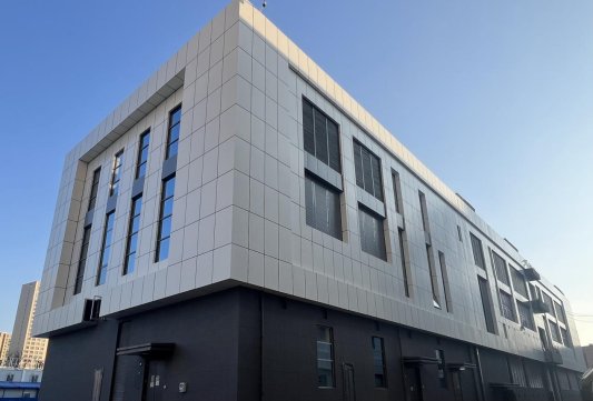 匠心筑精品结构铸标杆青岛国际局通信枢纽楼工程荣获山东省优质结构工程称号(图3)